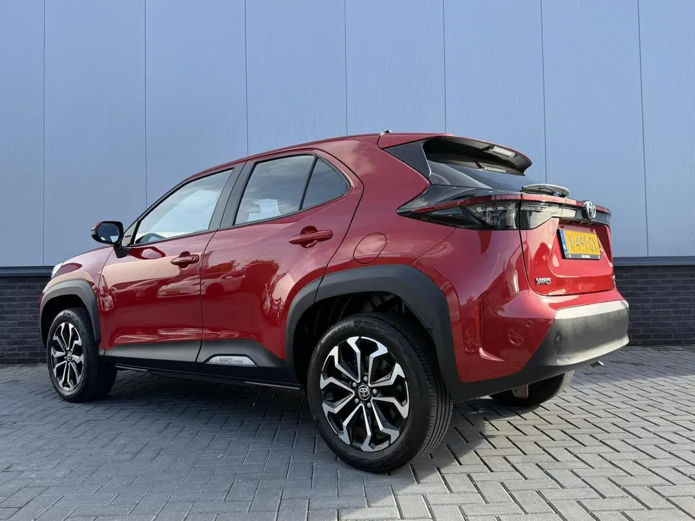 Toyota Yaris Cross 1.5 Hybrid Dynamic uit 2023, foto 2