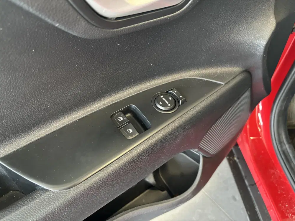 Kia Stonic 1.0 T-GDi DynamicLine uit 2020, foto 3