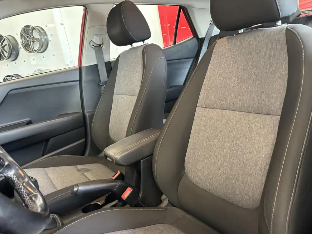 Kia Stonic 1.0 T-GDi DynamicLine uit 2020, foto 4