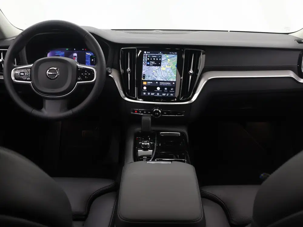Volvo V60 2.0 T8 Plug-in hybrid AWD Ultra Dark uit 2024, foto 8