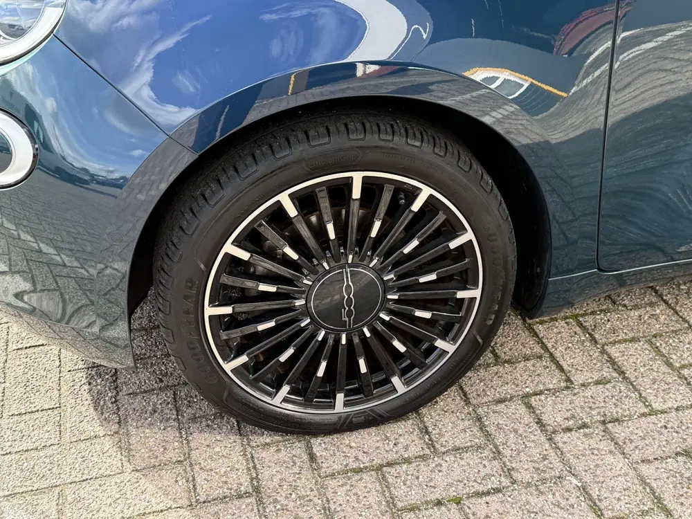 Fiat 500C La Prima 42 kWh uit 2021, foto 5