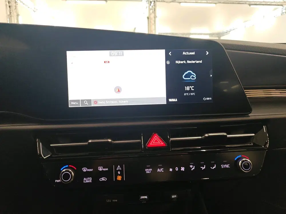 Kia Niro 64.8 kWh 204pk DynamicLine uit 2022, foto 11