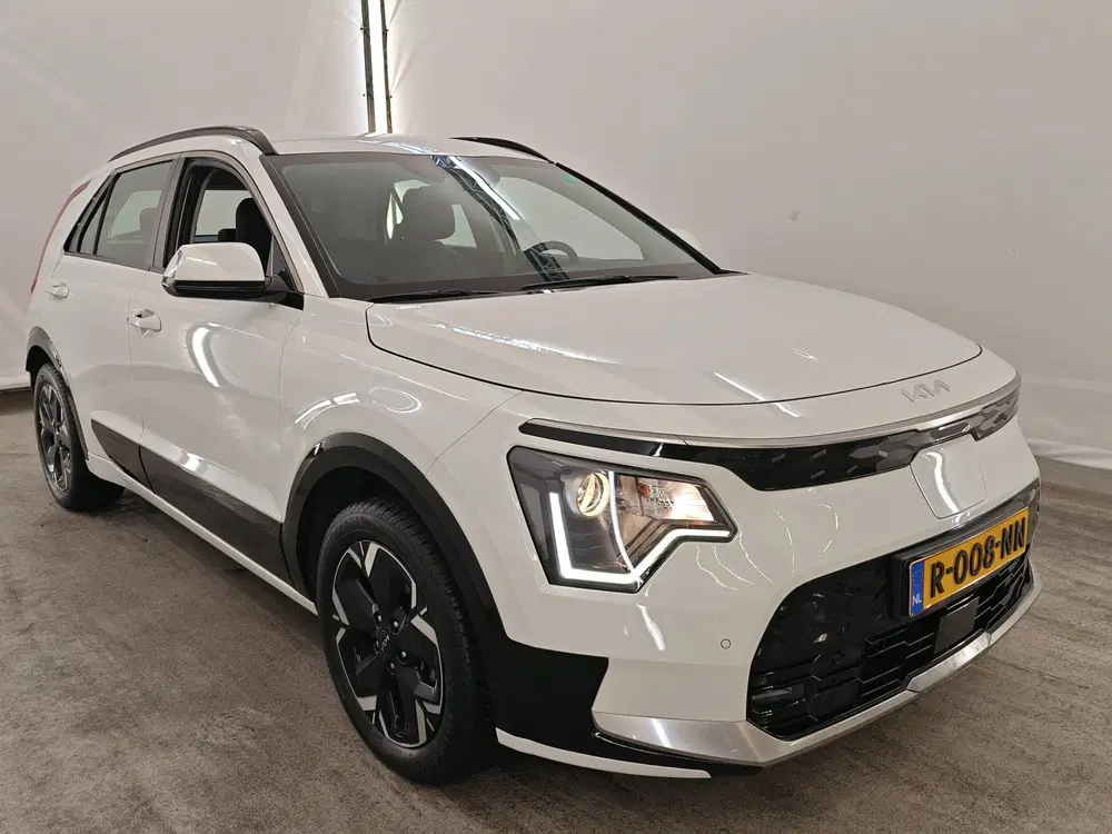 Kia Niro 64.8 kWh 204pk DynamicLine uit 2022, foto 4