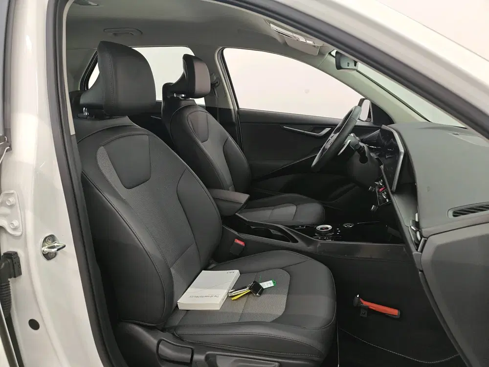 Kia Niro 64.8 kWh 204pk DynamicLine uit 2022, foto 7