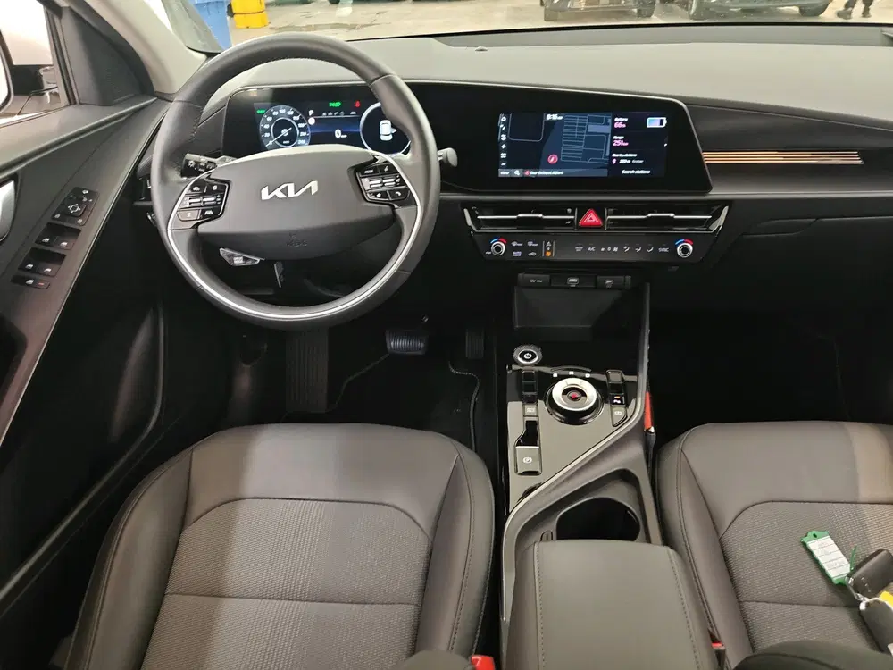Kia Niro 64.8 kWh 204pk DynamicLine uit 2022, foto 8