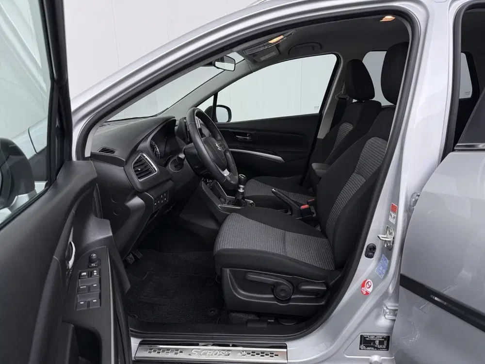 Suzuki S-Cross 1.4 Boosterjet Select Smart Hybrid uit 2023, foto 10