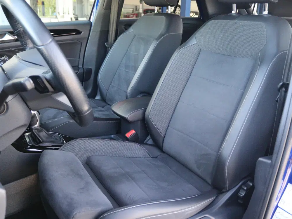 Volkswagen T-Roc 1.5 TSI 150 pk DSG R-Line uit 2022, foto 15