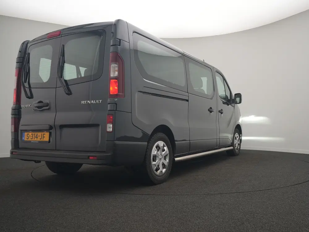 Renault Trafic 9 persoons uit 2022, foto 6
