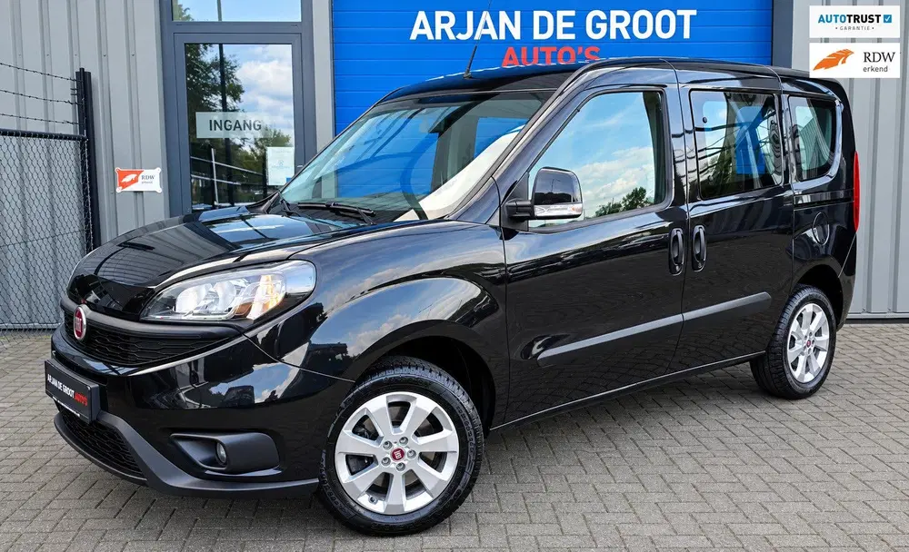 Fiat Doblo Doblò Cargo 1.4 95PK 5 Persoons Airco Navi uit 2019