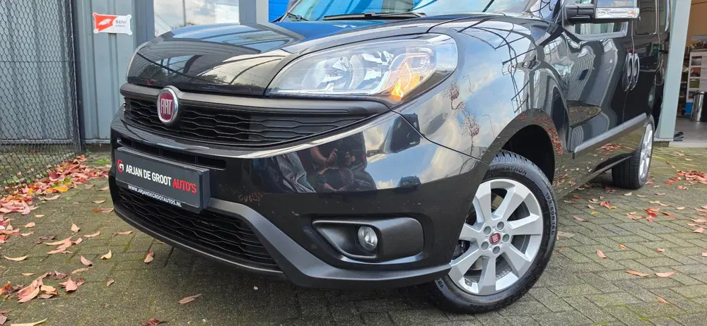 Fiat Doblo Doblò Cargo 1.4 95PK 5 Persoons Airco Navi uit 2019, foto 3