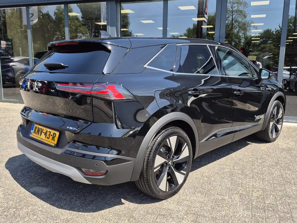 Mitsubishi Grandis 1.8 HEV Instyle uit 2026, foto 2