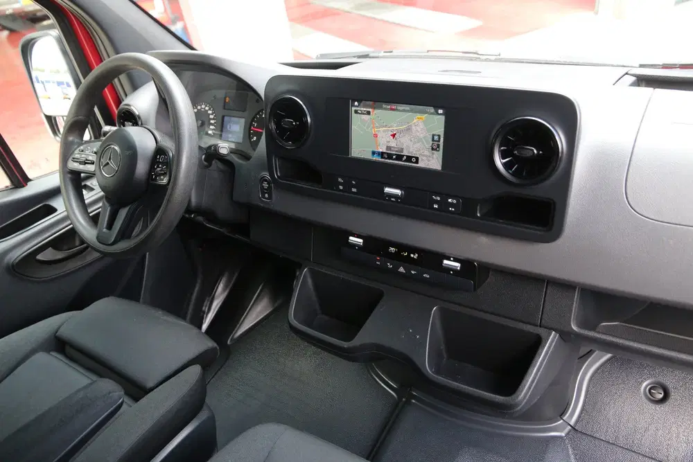 Mercedes-Benz Sprinter 319 3.0 CDI V6 uit 2019, foto 5