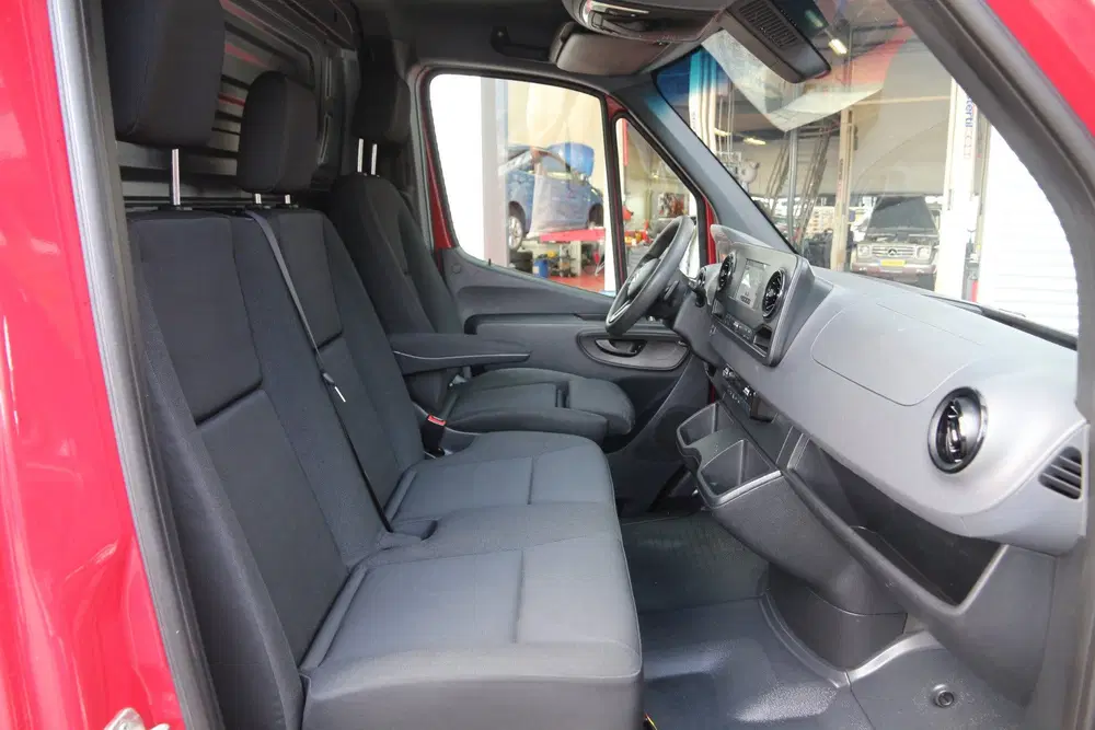 Mercedes-Benz Sprinter 319 3.0 CDI V6 uit 2019, foto 9
