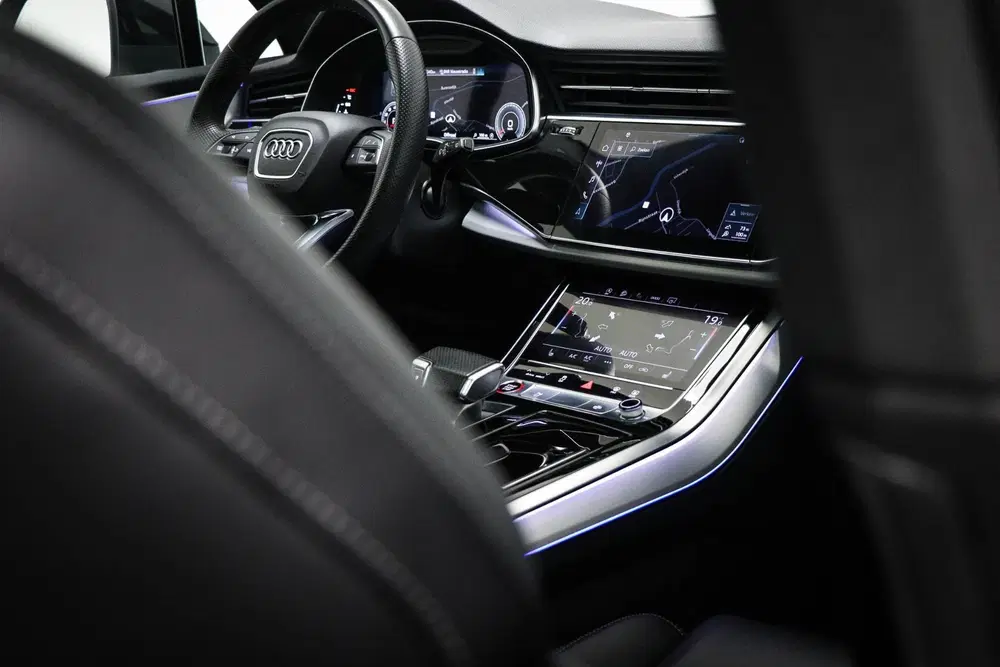 Audi Q7 4.0 TFSI SQ7 quattro 7p uit 2022, foto 13
