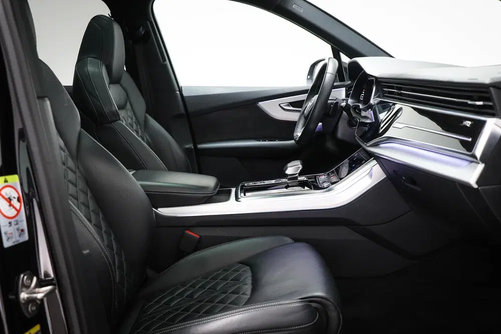 Audi Q7 4.0 TFSI SQ7 quattro 7p uit 2022, foto 3