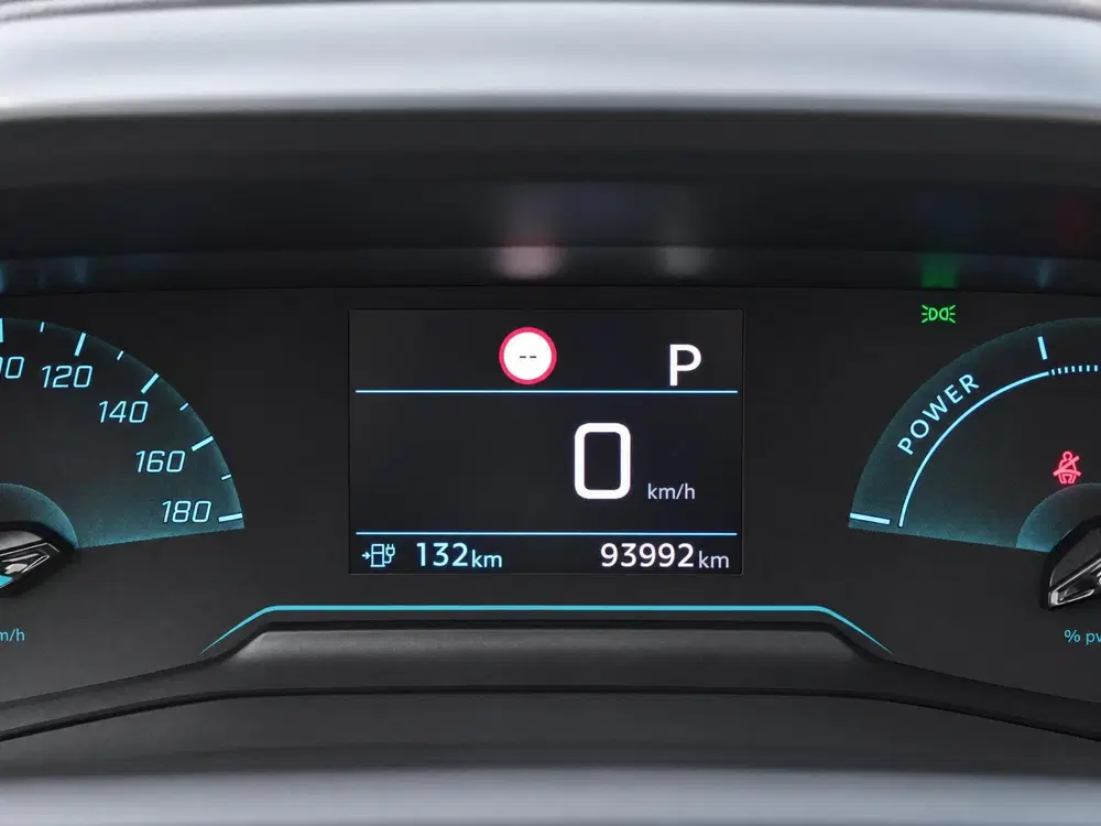 Peugeot 2008 EV Active Pack 50 kWh uit 2021, foto 15