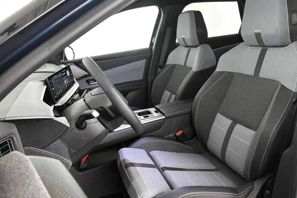 Opel Grandland 1.6 Turbo Plug-in-Hybrid GS Pano FOCAL 360 uit 2025, foto 6