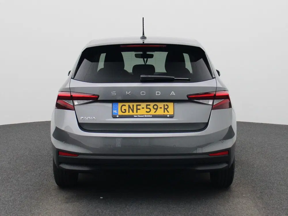 Skoda Fabia 1.0 TSI Selection 115 PK uit 2024, foto 5