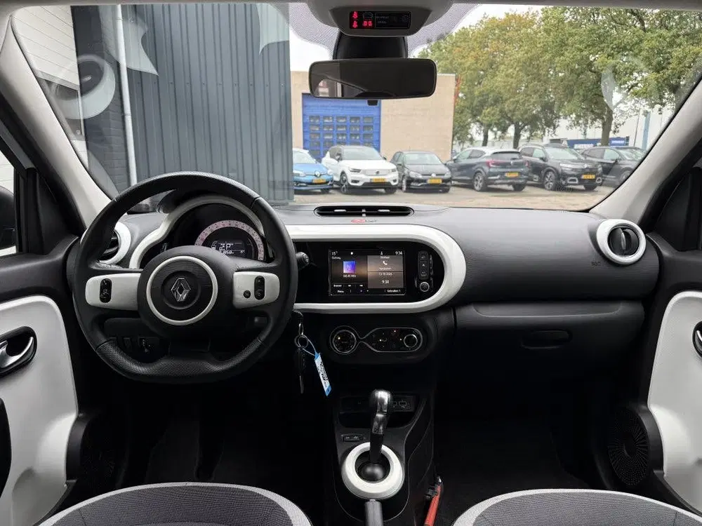 Renault Twingo . R80 Collection uit 2021, foto 6