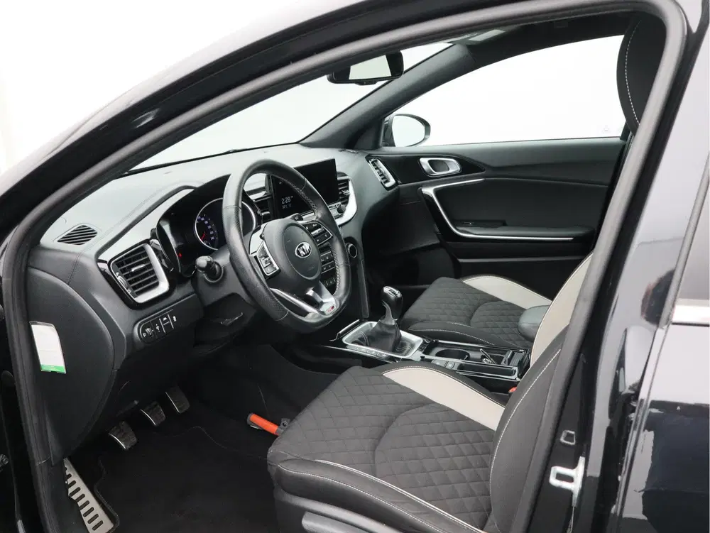 Kia Ceed 1.0 T-GDi GT-Line Business Edition uit 2021, foto 5