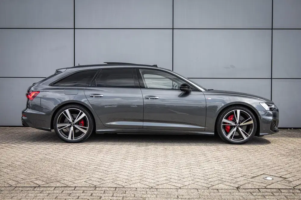 Audi A6 55 TFSIe 367pk quattro Pro Line S Competit uit 2024, foto 3