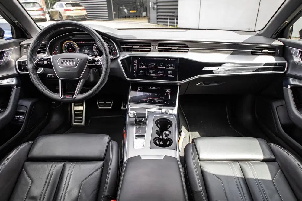 Audi A6 55 TFSIe 367pk quattro Pro Line S Competit uit 2024, foto 5