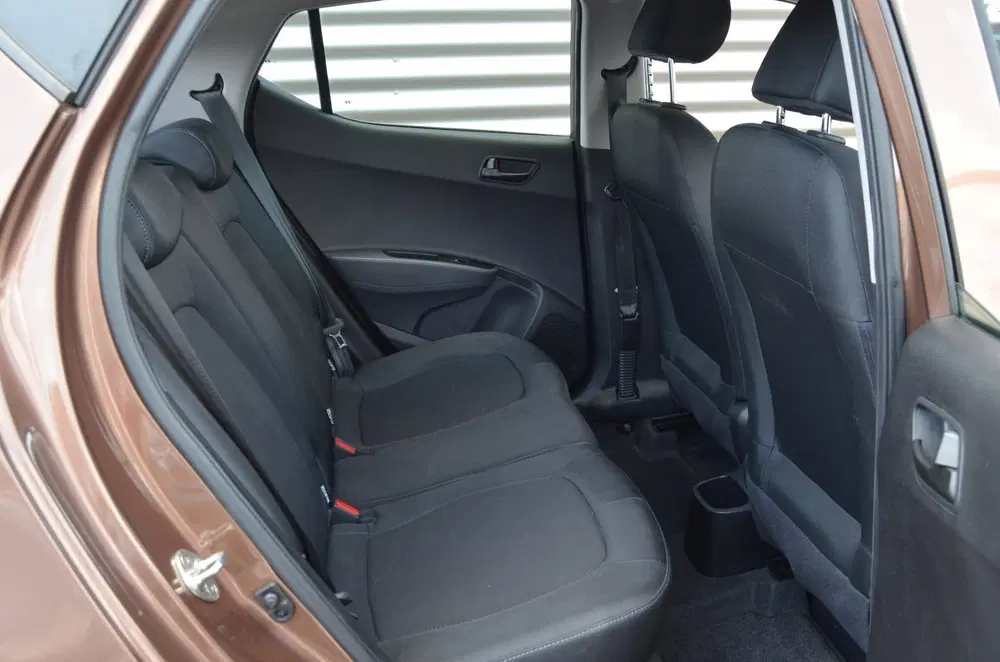 Hyundai i10 1.0i Comfort uit 2019, foto 11
