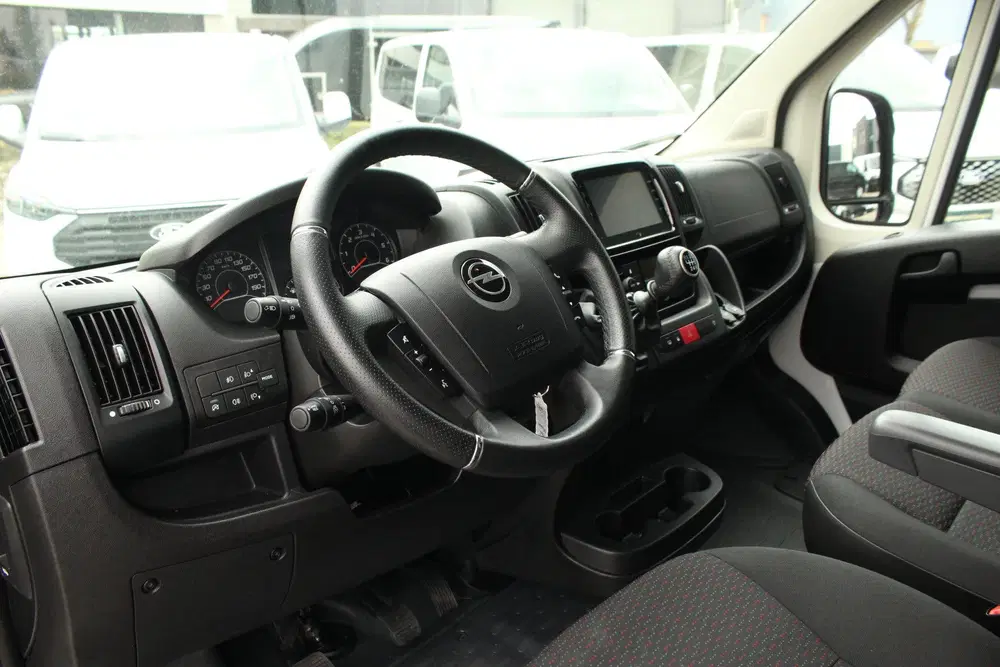 Opel Movano 140pk L1H1 3.5t uit 2024, foto 13
