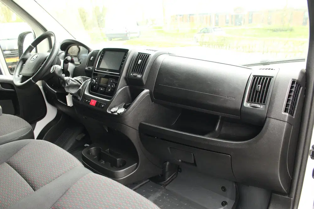 Opel Movano 140pk L1H1 3.5t uit 2024, foto 15