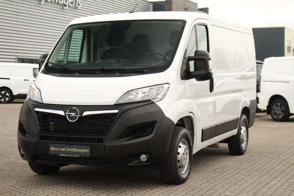Opel Movano 140pk L1H1 3.5t uit 2024, foto 2