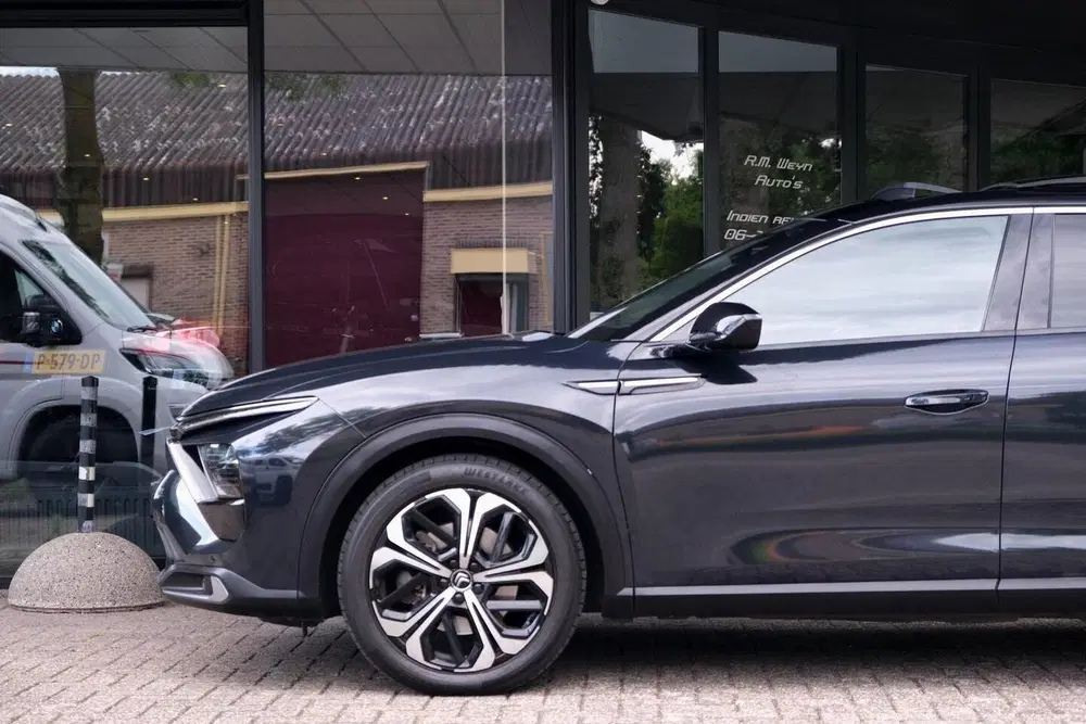 Citroën C5 X 1.6 Plug-in Hybrid 225 Shine uit 2024, foto 9