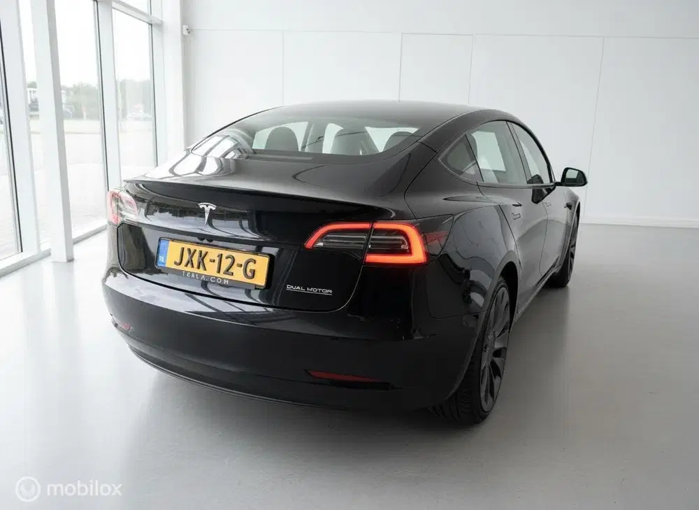 Tesla Model 3 Performance AWD 75 kWh uit 2021, foto 8