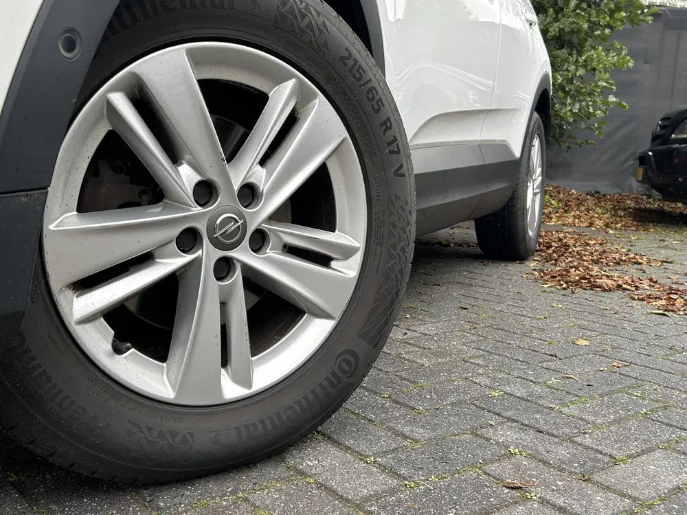 Opel Grandland 1.2 Turbo Business Elegance Trekhaak-navig uit 2021, foto 3