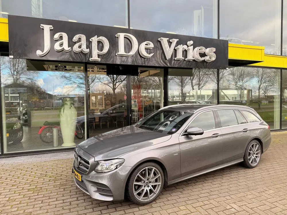 Mercedes-Benz E-Klasse 200 Business Solution Sport AM uit 2020