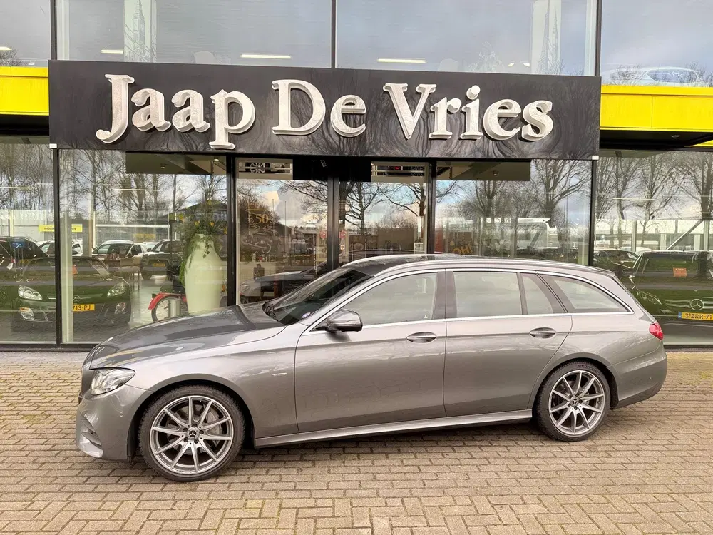 Mercedes-Benz E-Klasse 200 Business Solution Sport AM uit 2020, foto 2