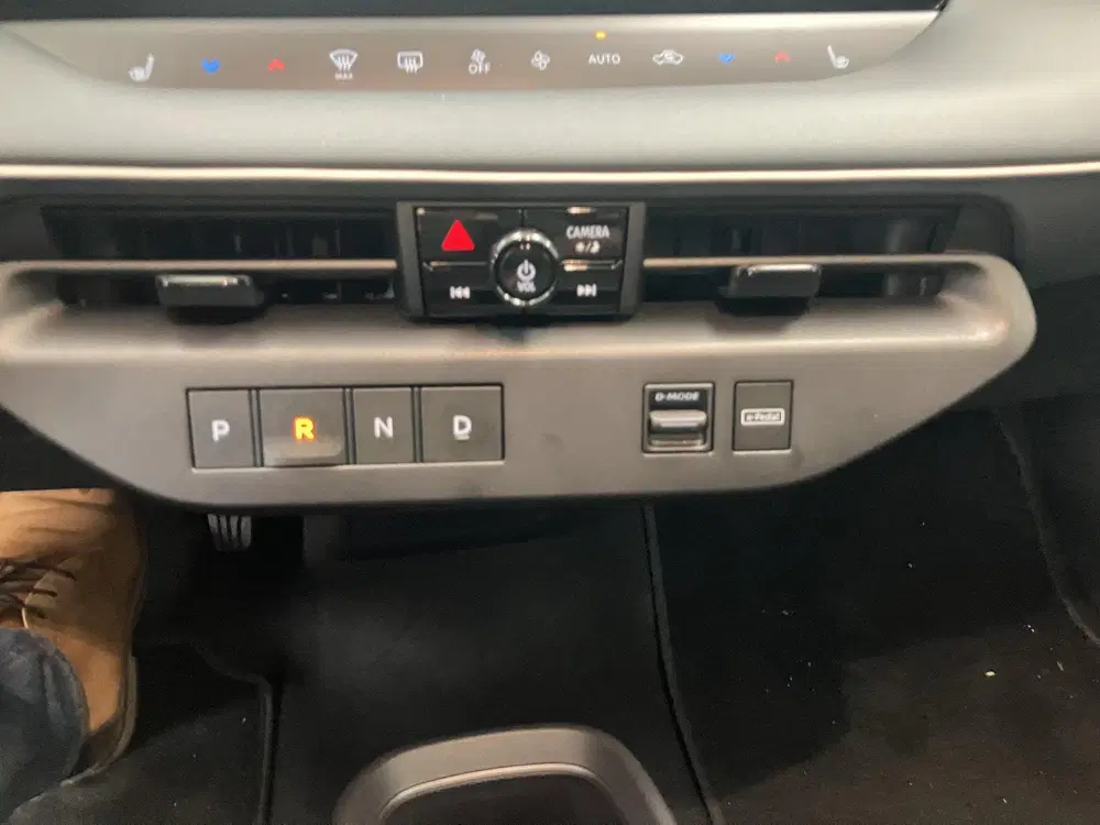 Nissan Leaf Evolve 52 kWh uit 2026, foto 14