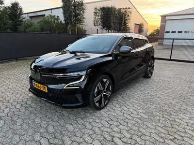 Renault Megane EV60 ICONIC 1e eig leder warmtepomp SOH 94 uit 2023