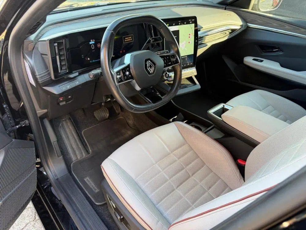 Renault Megane EV60 ICONIC 1e eig leder warmtepomp SOH 94 uit 2023, foto 14