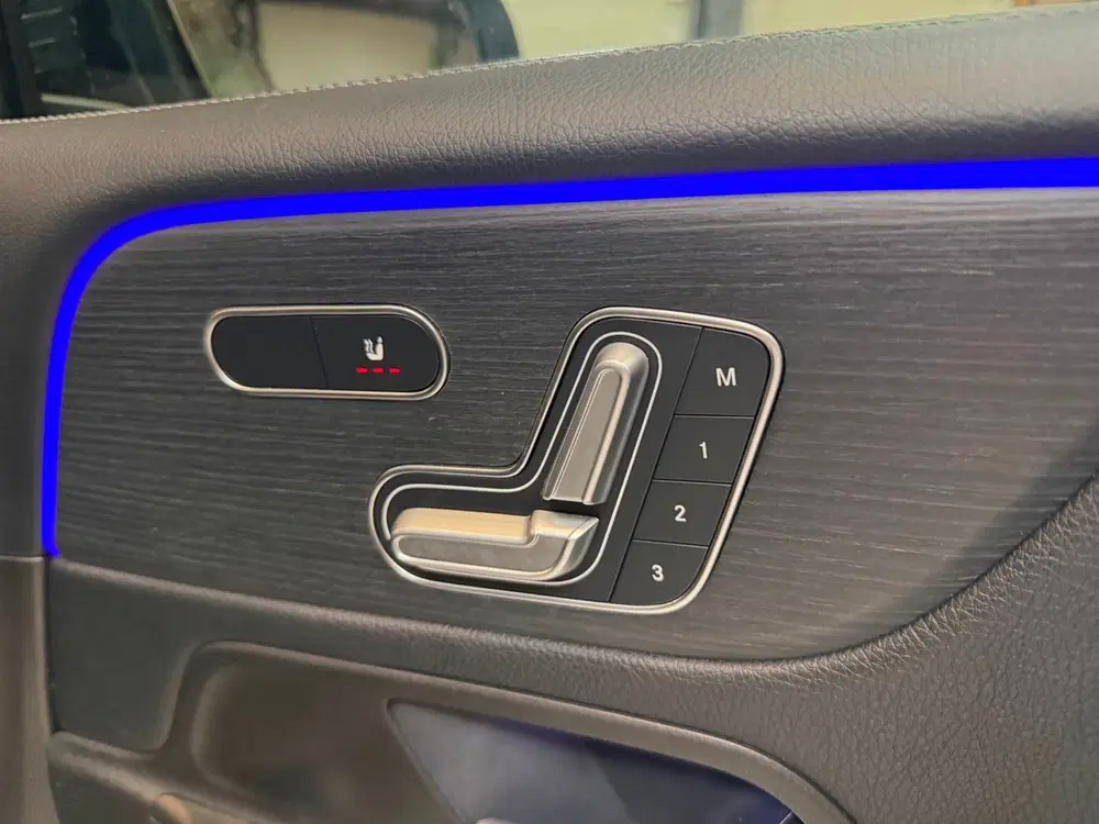 Mercedes-Benz GLB 200 Premium Plus AMG uit 2020, foto 3