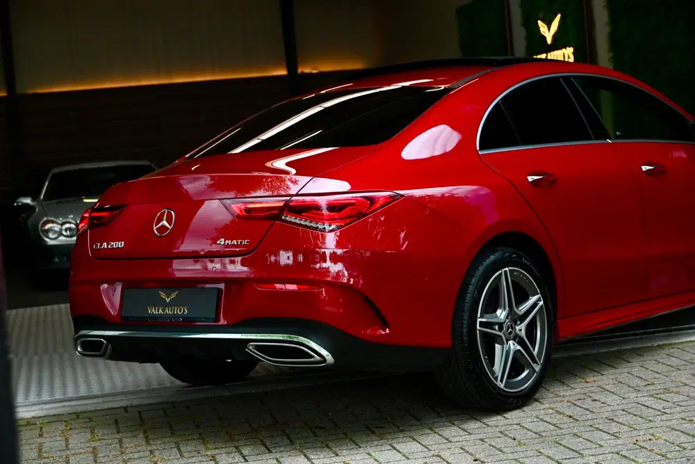 Mercedes-Benz CLA 200 4-Matic AMG Line uit 2023, foto 9