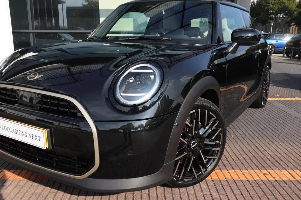 Mini Cooper C Cooper C uit 2024, foto 6
