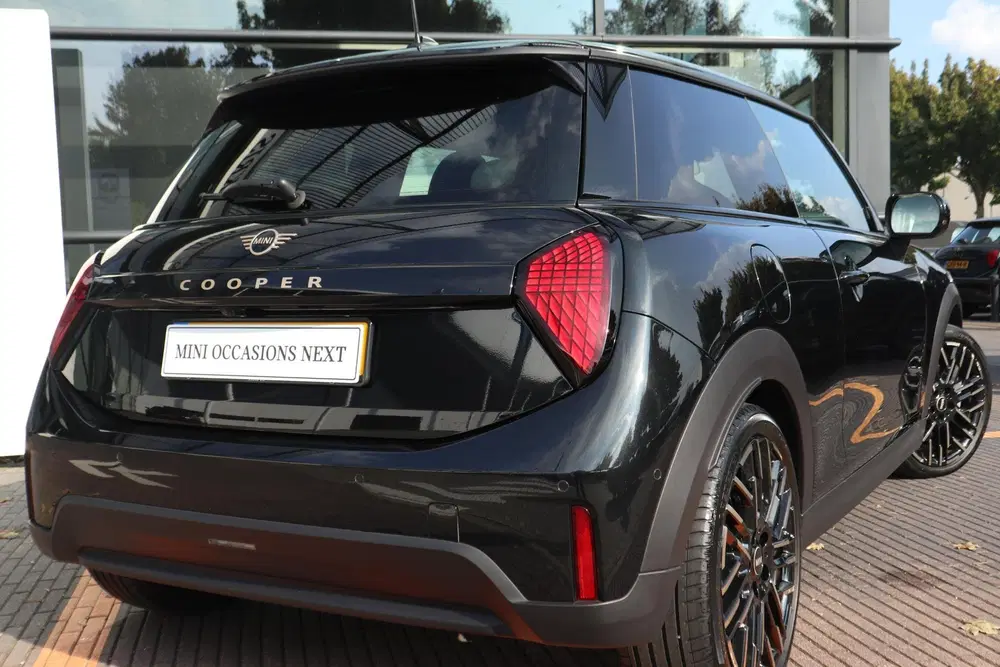 Mini Cooper C Cooper C uit 2024, foto 8