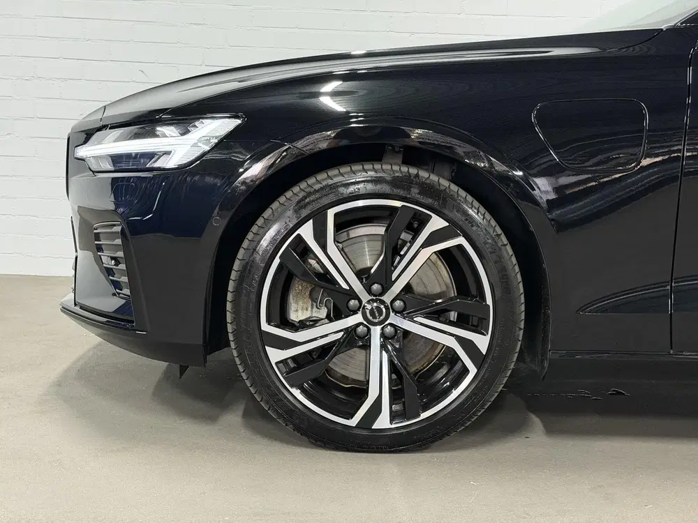Volvo V60 2.0 T6 Plug-in hybrid AWD Plus Dark Open d uit 2025, foto 8