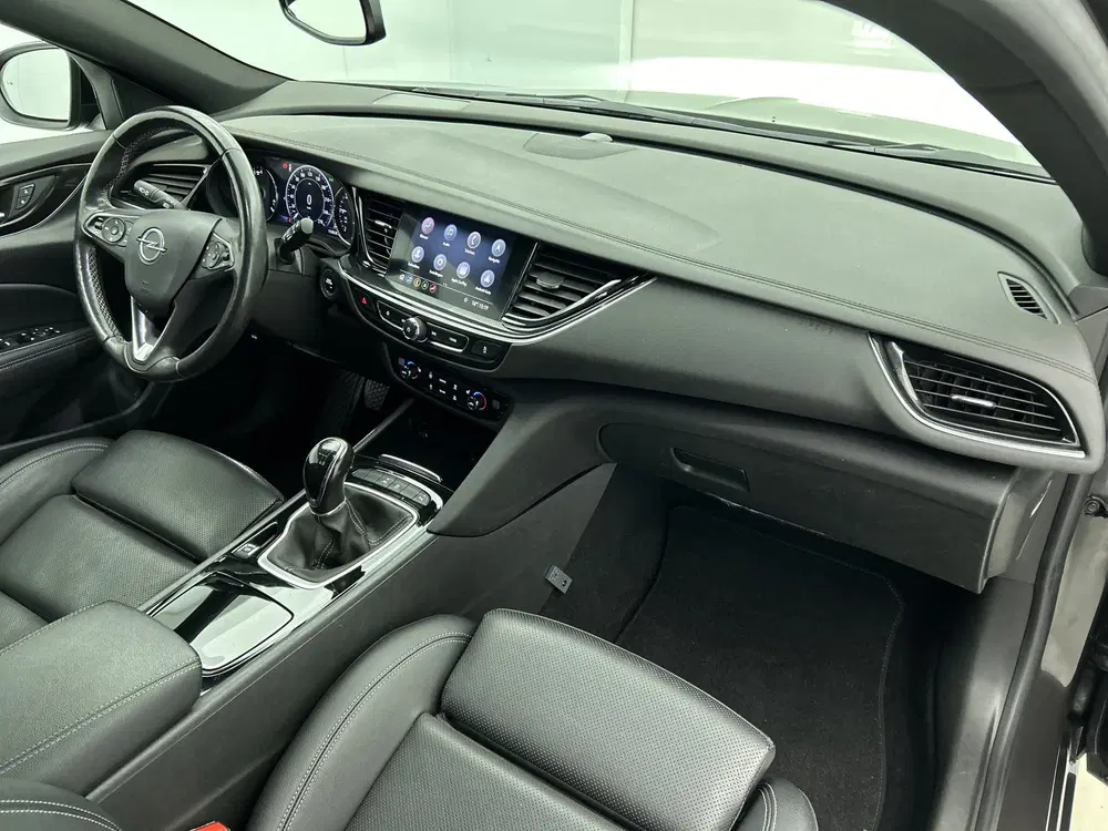 Opel Insignia Euro 6 1.5 CDTI 123PK Business E uit 2021, foto 2