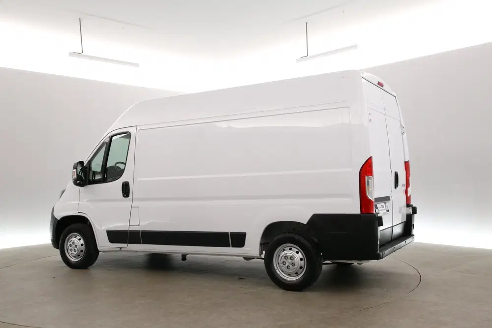 Peugeot Boxer 2.2 BlueHDI 140PK L2H2 uit 2021, foto 4