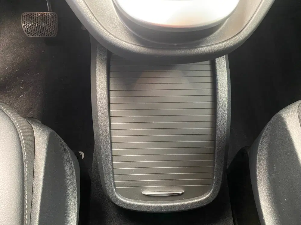 Mercedes-Benz EQV 300 L3 uit 2021, foto 15