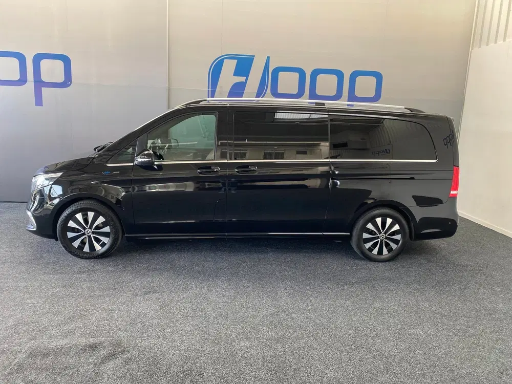 Mercedes-Benz EQV 300 L3 uit 2021, foto 3