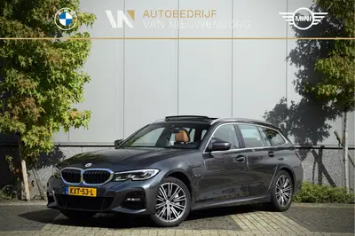 BMW 3-serie 3 Serie Touring 330e xDrive M-Sport 292 pk uit 2022