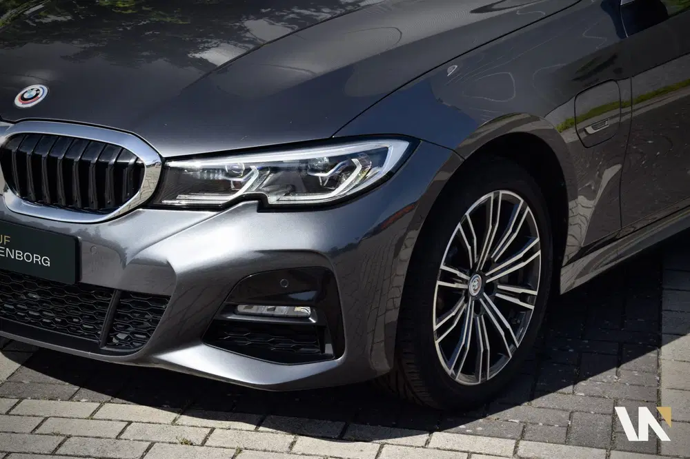 BMW 3-serie 3 Serie Touring 330e xDrive M-Sport 292 pk uit 2022, foto 14