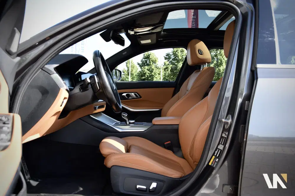 BMW 3-serie 3 Serie Touring 330e xDrive M-Sport 292 pk uit 2022, foto 8